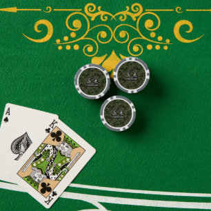 Libra Zodiac-Symbol auf der olivengrünen digitalen Pokerchips