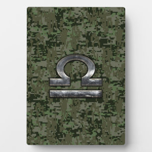 Libra Zodiac-Symbol auf grüner digitaler Camouflag Fotoplatte