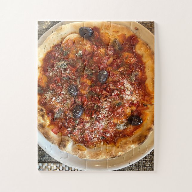 Licata Slice of Sicily | Rustikale Olivenpizza (Vertikal)
