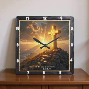 Licht des Erlösungskreuzes Verzierte Bergtreppe Quadratische Wanduhr