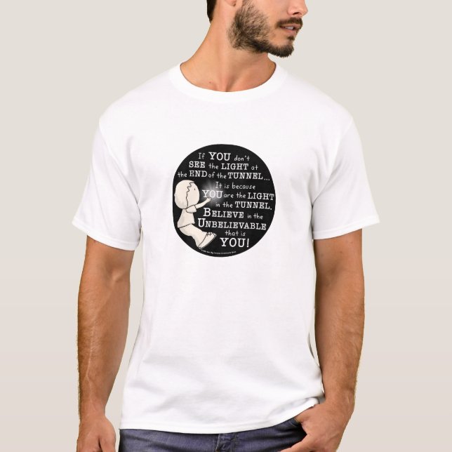 Licht im Tunnel T-Shirt (Vorderseite)