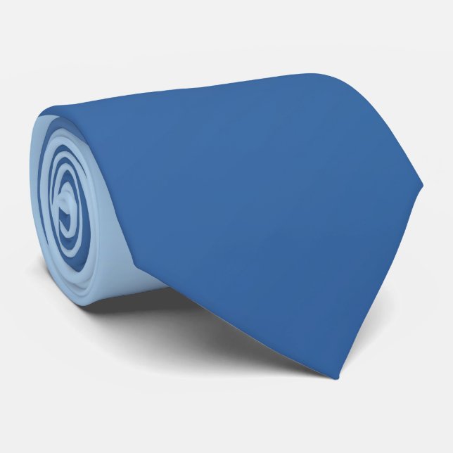 Licht in Dark Royal Blue Ombre Krawatte (Gerollt)