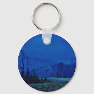 Lichter in einem blauen Berg-Nebel Schlüsselanhänger