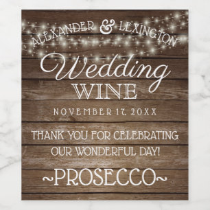 Lichterfolge, bei der der knisternde Wein zum Hoch Weinetikett