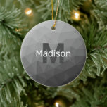 Lichtgrau geometrische Maschenöffnung Monogramm Keramik Ornament<br><div class="desc">Hellgraues ombre geometrisches Maschenmuster Monogram Keramik Weihnachtsbaum Ornament. Monogram Personalize mit Ihrem benutzerdefinierten Initial und Namen. Dreieck geometrische Masche mit dunkelgrauem Ober Farbverlauf moderne Design.</div>
