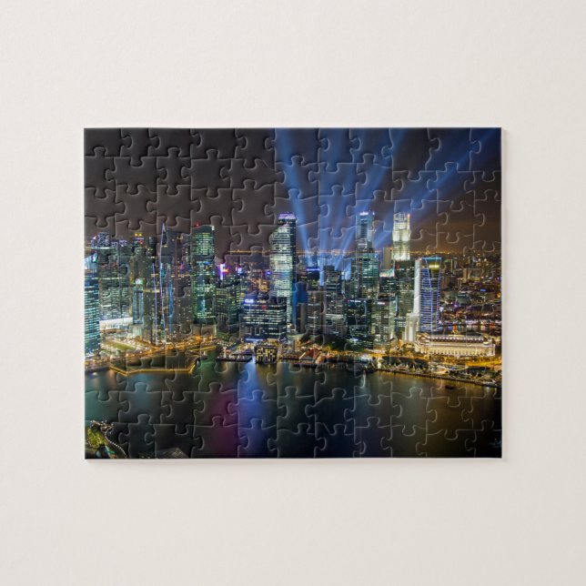 Lichtshow in der Innenstadt von Singapur (Horizontal)