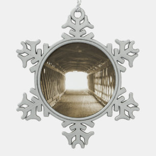 Lichttunnel Schneeflocken Zinn-Ornament