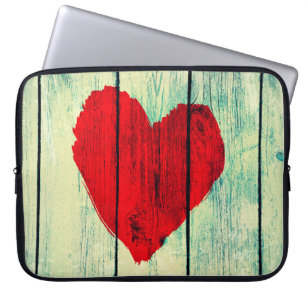 Liebe an der alten Holzwand Laptopschutzhülle