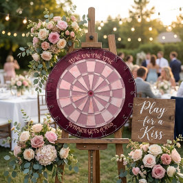 Liebe auf dem Spiel Pink Marmor Romantisches Paar Dartscheibe
