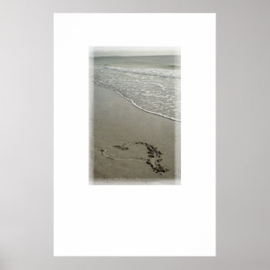 Liebe auf dem Strandplakat [mit weißem Raum] Poster