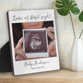 Liebe bei der Ankündigung der Schwangerschaft im e Fotoplatte