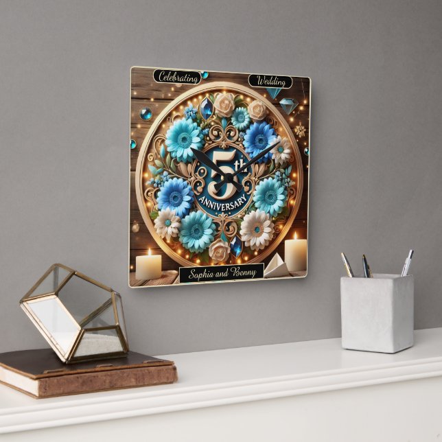 Liebe blüht: Elegantes 5-jähriges Design Quadratische Wanduhr (Büro)