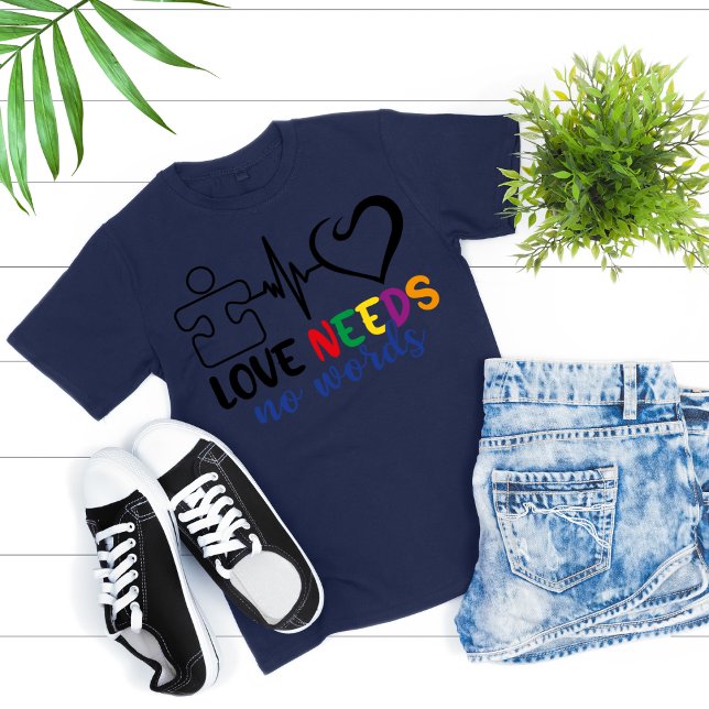 Liebe braucht keine Worte, Autismus T-Shirt (Von Creator hochgeladen)