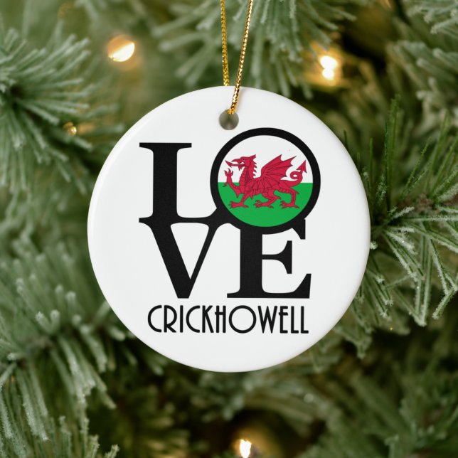 LIEBE Crickhowell Wales Keramik Ornament (Baum)