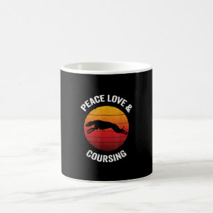 Liebe des Friedens _ Vintage Windhunde jagen Kaffeetasse