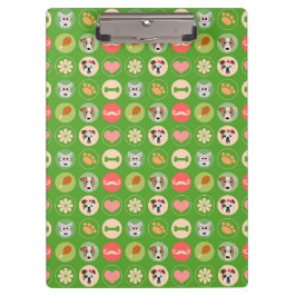 Liebe des Hundes auf Grün Klemmbrett