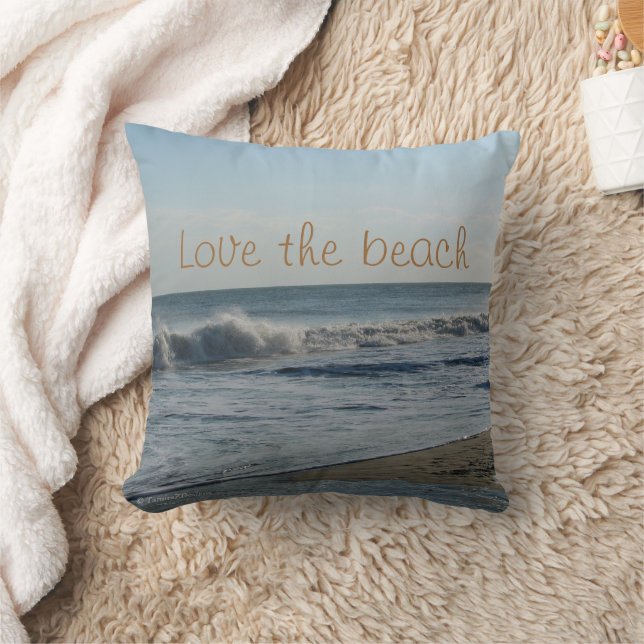 Liebe des Sandkissens am Strand Kissen (Decke)