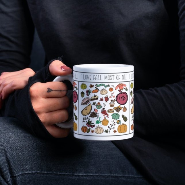 Liebe fällt vor allem kaffeetasse (Von Creator hochgeladen)