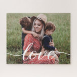 Liebe für personalisierte Fotos<br><div class="desc">Mit einem schönen und modernen Drehbuch für das Wort "Liebe" kann dieses Puzzle für Familienmitglieder leicht mit Ihrem eigenen Foto personalisiert werden. Ein elegantes Foto-Puzzle für viele Jahre zu schätzen und zu genießen.</div>
