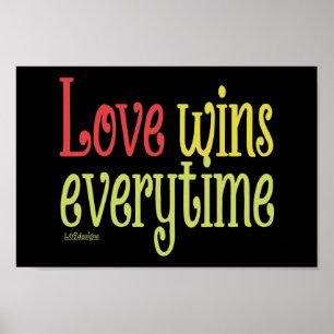LIEBE GEWINNT JEDER TAG POSTER