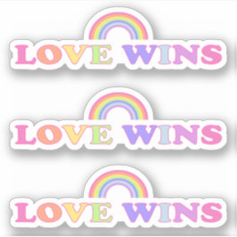 Liebe gewinnt - LGBT/Gay Pride-Regenbogen Aufkleber