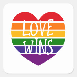 Liebe gewinnt Rainbow Pride Heart Quadratischer Aufkleber