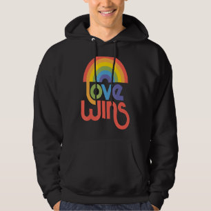 Liebe gewinnt Regenbogenfarbe Typografie Hoodie