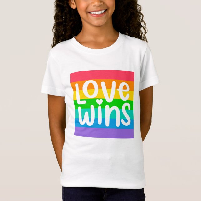 Liebe gewinnt T-Shirt (Vorderseite)