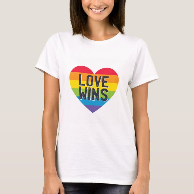 Liebe gewinnt T-Shirt (Vorderseite)