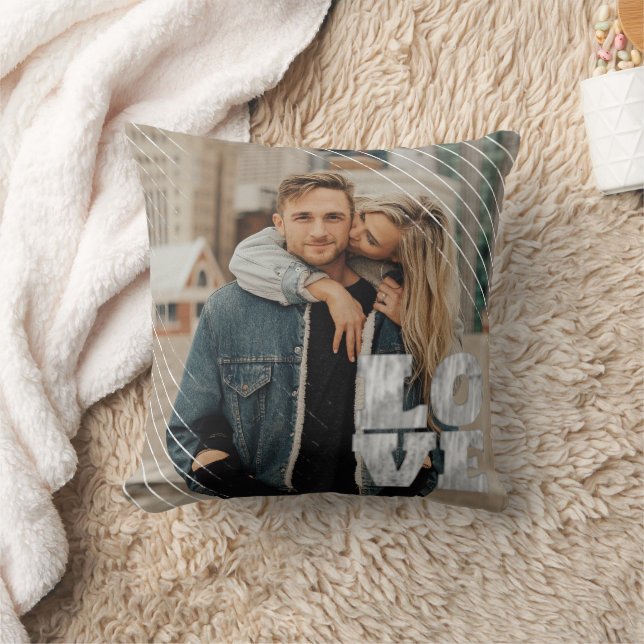 Liebe | Grunge Typografy Foto Overlay Throw Kissen (Decke)