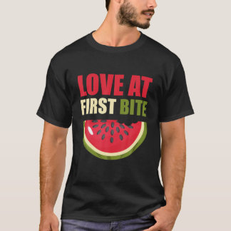 Liebe im ersten Bite Funny Kawaii Niedliches Obstw T-Shirt