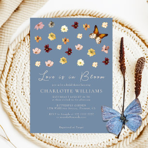 Liebe in der blutleeren Wildblume Dusty Blue Braut Einladung