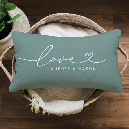 Liebe in der Green Custom Monogram-Zeichenkette Lendenkissen