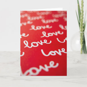 Liebe in roter abstrakter Ansicht Karte