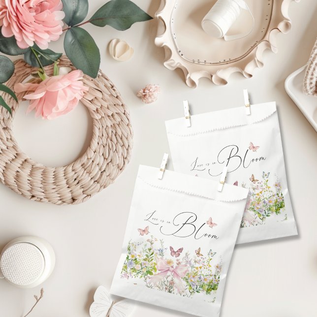 Liebe in Wildblume Rosa Brautparty Geschenktütchen (Von Creator hochgeladen)