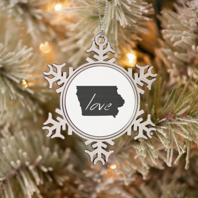 Liebe Iowa Shaped Black Chalkboard Schneeflocken Zinn-Ornament (Baum)
