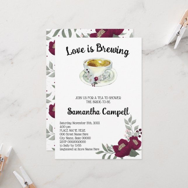 Liebe ist das Brewing Floral Marsala Tea Brautpart Einladung (Vorderseite/Rückseite Beispiel)