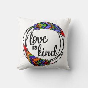 Liebe ist ein Kind-Kissen Kissen