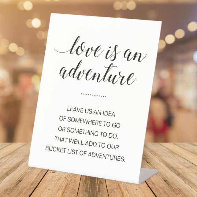 Liebe ist eine Adventure Travel Bucket List Hochze Sockelschild (Von Creator hochgeladen)
