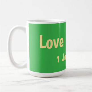 Liebe ist größer als Angst T-Shirt Kaffeetasse
