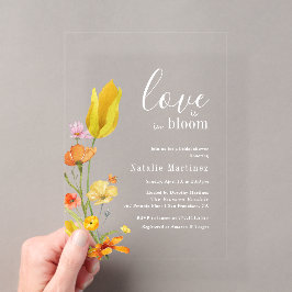 Liebe ist im Brautparty der Bloom Spring Wildblume Acryleinladungen