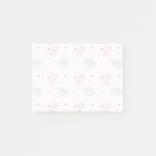 Liebe ist im Lufteiffelturm und Herzmuster Post-it Klebezettel (Vorderseite)