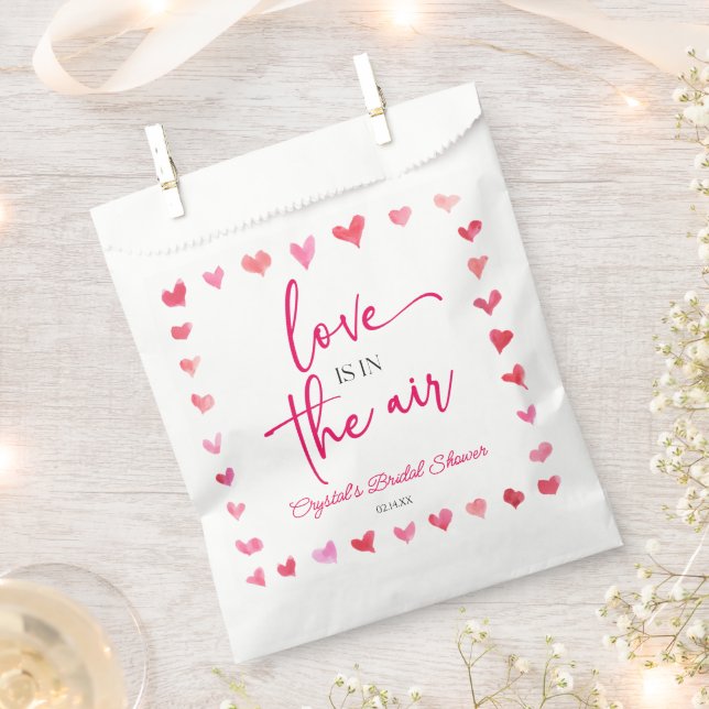 Liebe ist in der Luft rosa Herz Brautparty Geschenktütchen (Ausgeschnitten)