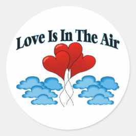 Liebe ist in der Luft Runder Aufkleber