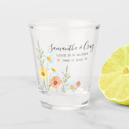 Liebe ist in der Wildblume Bloom Daisy Shotglas Schnapsglas