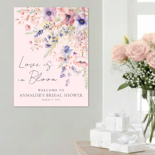 Liebe ist in voller Blüte Rosa Florale Hochzeitsdu Poster
