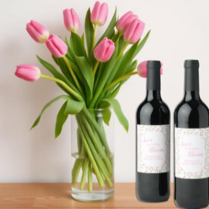 Liebe ist in voller Blüte Rosafarbene Florale Hoch Weinetikett