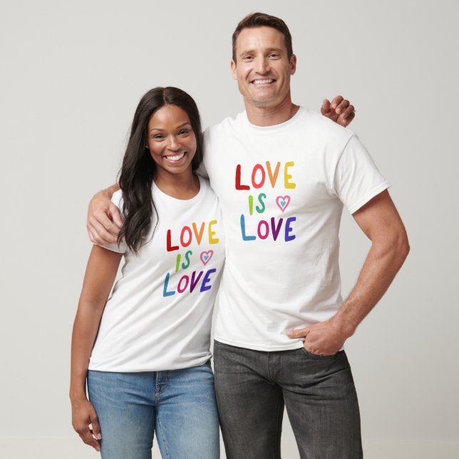 LIEBE IST LIEBE Farbenfrohe Regenbogenforelle T-Shirt (Unisex)