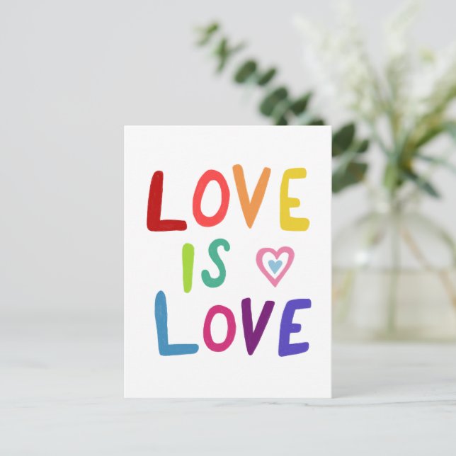 LIEBE IST LIEBE Farbiger Regenbogen Postkarte (Stehend Vorderseite)