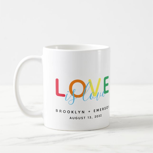 Liebe ist Liebe Rainbow Typografie Kaffeetasse (Links)